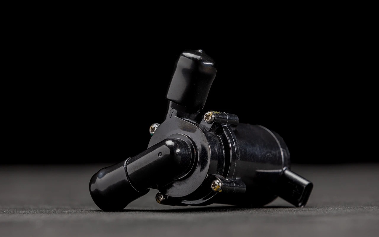 v0yo2xGBhW_Water pump.jpg